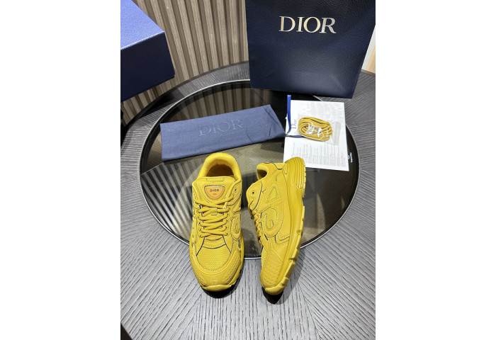 D*or b30 sneaker