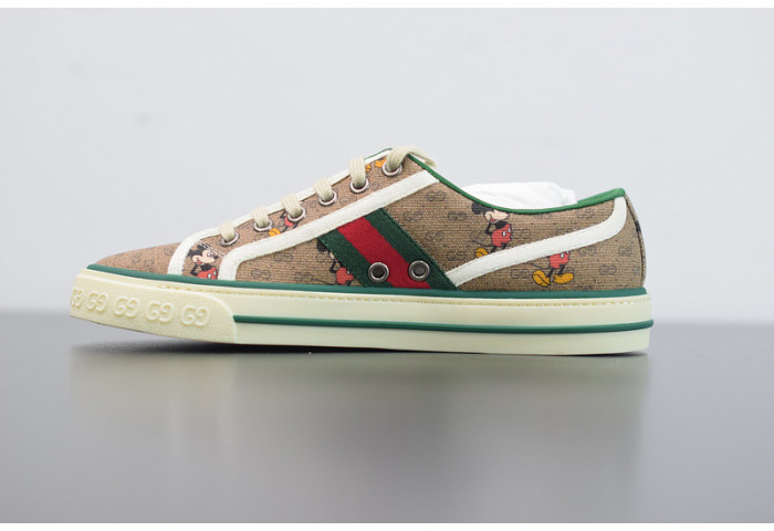 G*u*i tennis 1977 sneaker