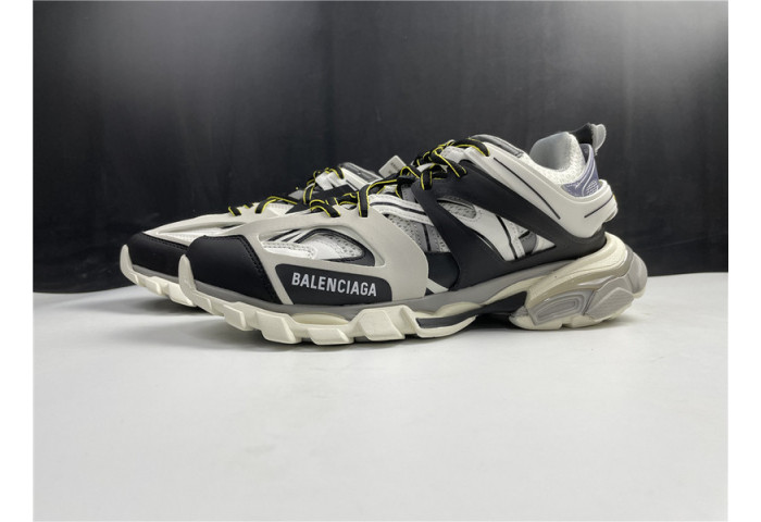 BLCG Track Trainer Black White Yellow 542023 W1GB1 2257