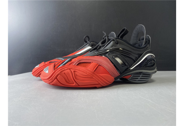 BLCG 5.0 TYREX 20SS RUNWAY RED AND BLACK 617535 W2CB1 1060