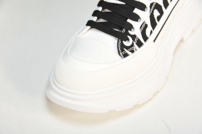 MQ Sneakers