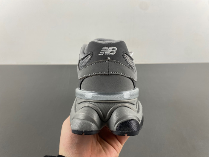 New Balance 9060 Shadow Grey Castlerock
