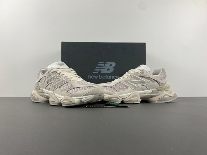 New Balance 9060 Grey Moonbeam