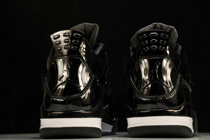 Jordan 4 Retro   719864-010