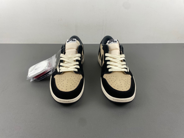 Jordan 1 Retro Low OG SP Travis Scott Brown