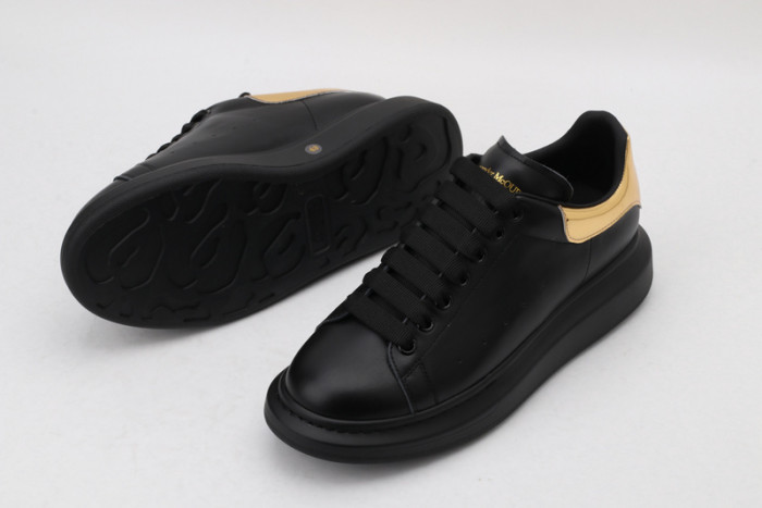MQ Sneakers