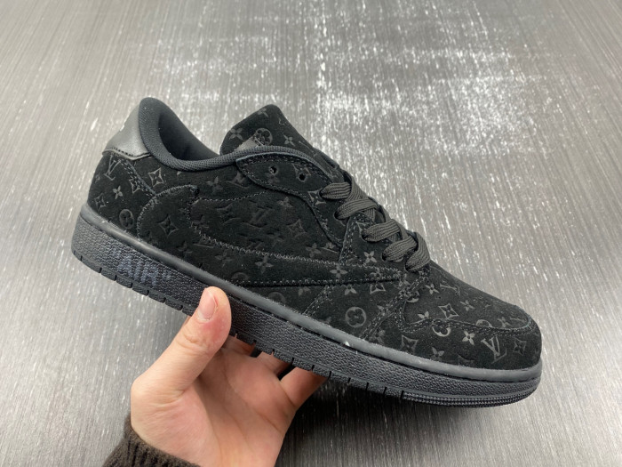 LV SNEAKER LOW