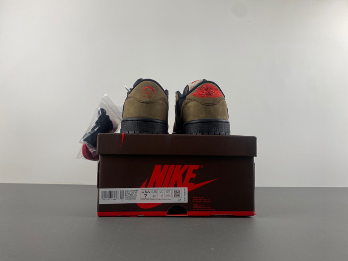 JORDAN 1 RETRO LOW OG SP TRAVIS SCOTT Brown DM7866-2002