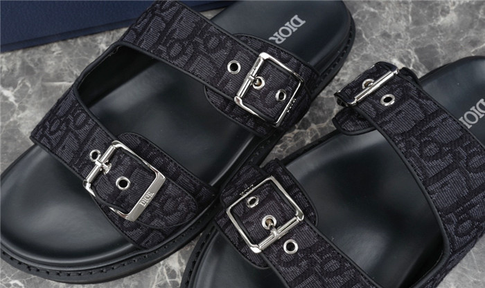 D*or aqua sandal