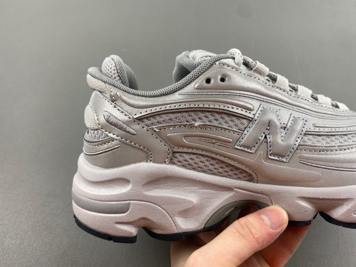 New Balance 1000 “Angora/Moonrock”
