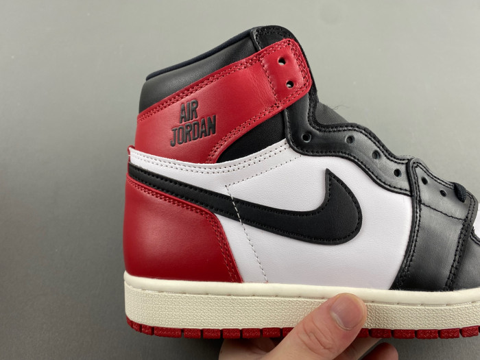 Air Jordan 1 High OG Black Toe Reimagined  DZ5485-106