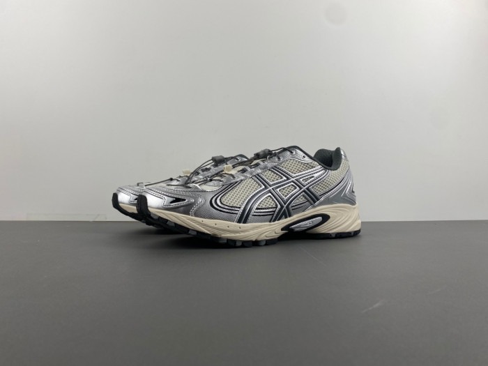 As*ic*s gel-kahana tr v4 "white silver"