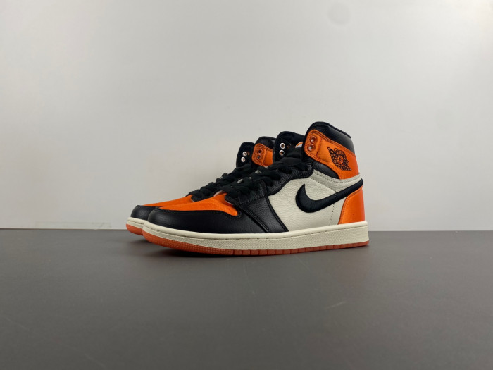 Air Jordan 1 Satin “Shattered Backboard”   AV3725-010