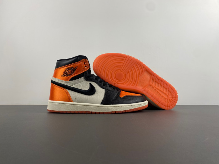 Air Jordan 1 Satin “Shattered Backboard”   AV3725-010
