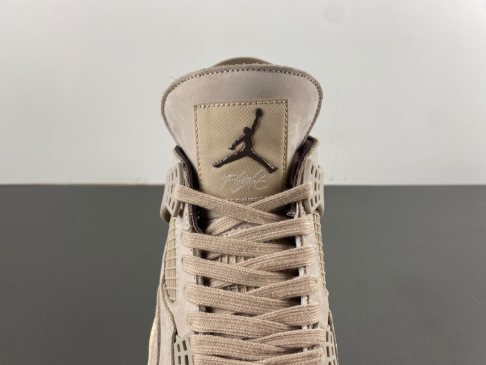 Jordan 4 Retro OG SP A Ma Maniére While You Were Sleeping    FZ4810-200