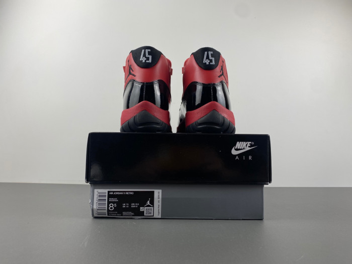 Air Jordan 11 Retro    CT8012-600