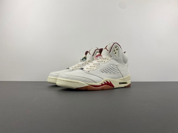 Air Jordan 5 "El Grito" Sail and Dark Pony    HF8833-100