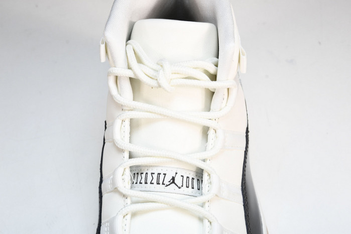 Jordan 11 Retro Neapolitan   AR0715-101