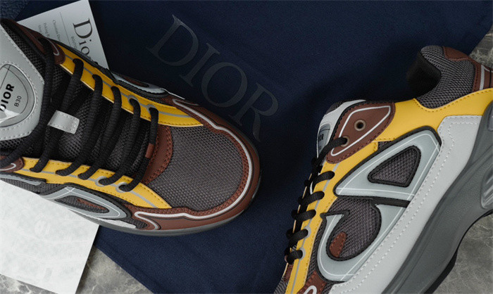 D*or b30 sneaker