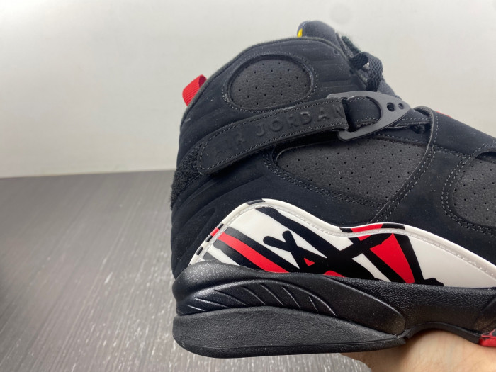Jordan 8 Retro Playoffs (2023)  305381-062