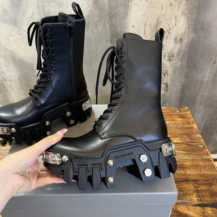 Ba*len*cia*ga boots