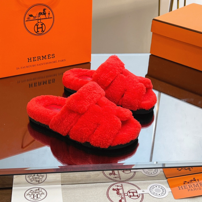 H**mes winter sandals