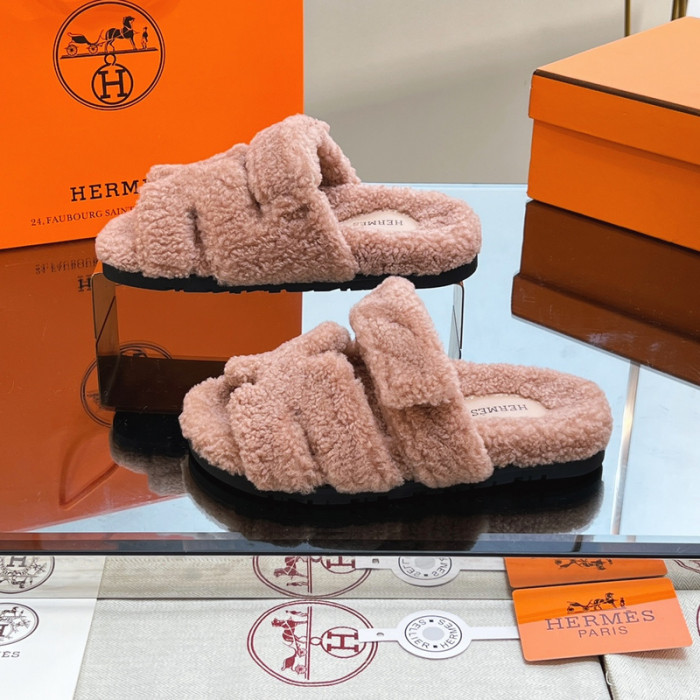 H**mes winter sandals