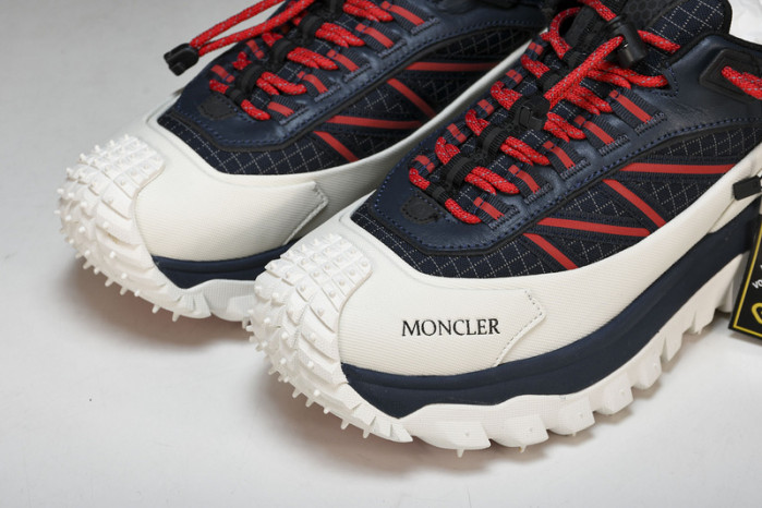 MONCLER TRAILGRIP GORE-TEX