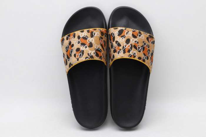 GUCC SANDALS