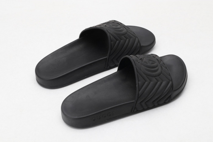GUCC SANDALS