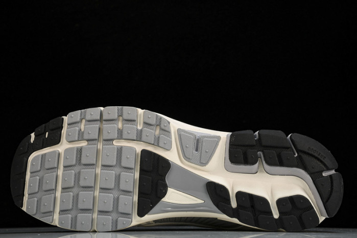 Nike Zoom Vomero 5  Vast Grey  BV1358-001