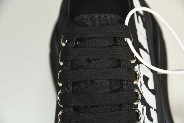 MQ Sneakers