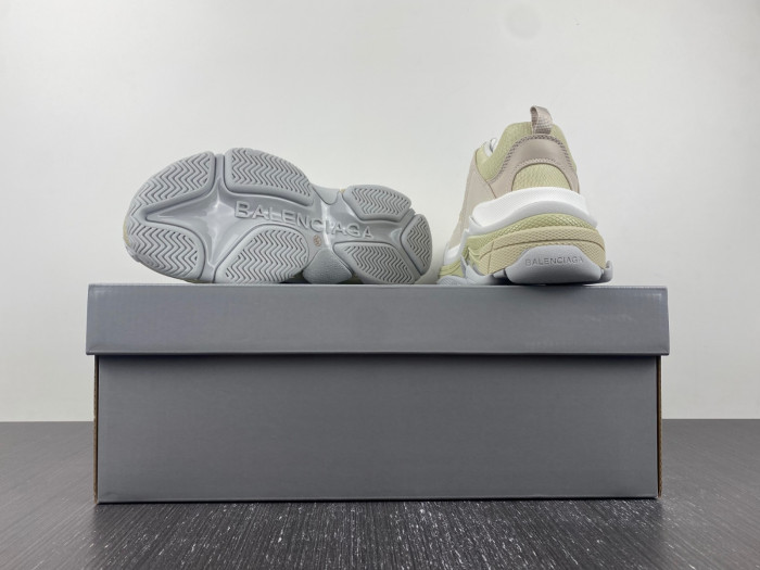 BLCG Sneaker Triple.s.Gomma Gray-light green   524039 W2FW4 9790