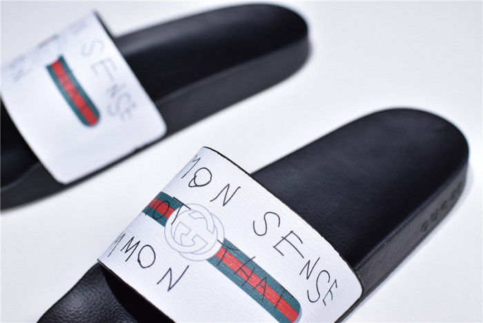 GUCC SANDALS