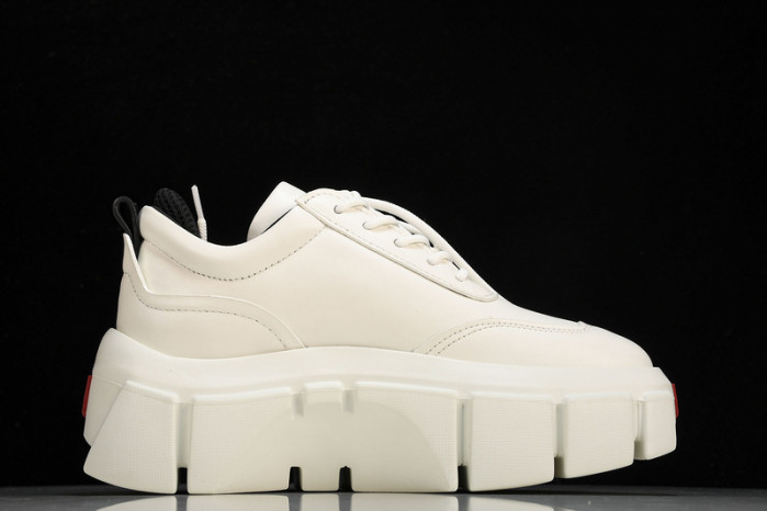 Pra*a designer shoes