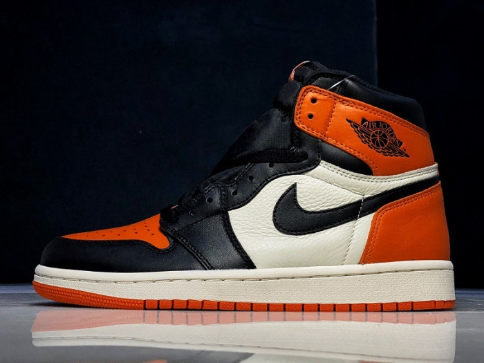 Jordan 1 Retro High Shattered Backboard 555088-005