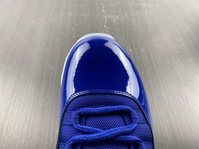 Air Jordan 11 Retro Low