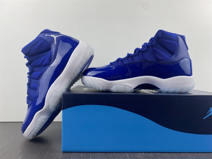 Air Jordan 11 Retro Low