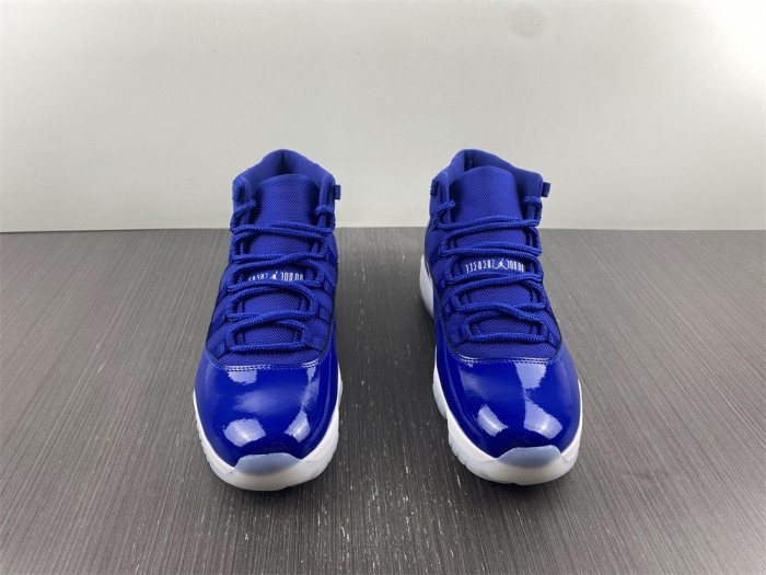 Air Jordan 11 Retro Low
