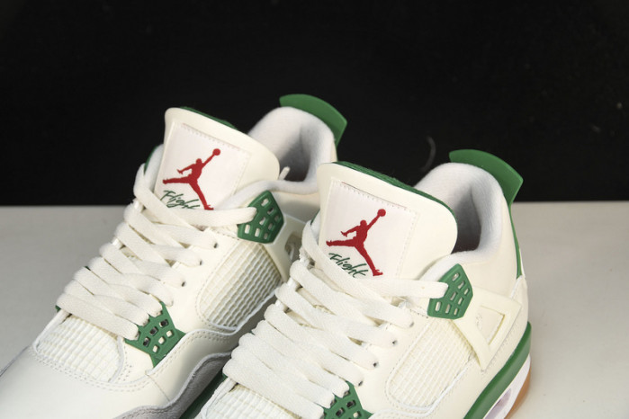 Jordan 4 Retro SB Pine Green DR5415-103