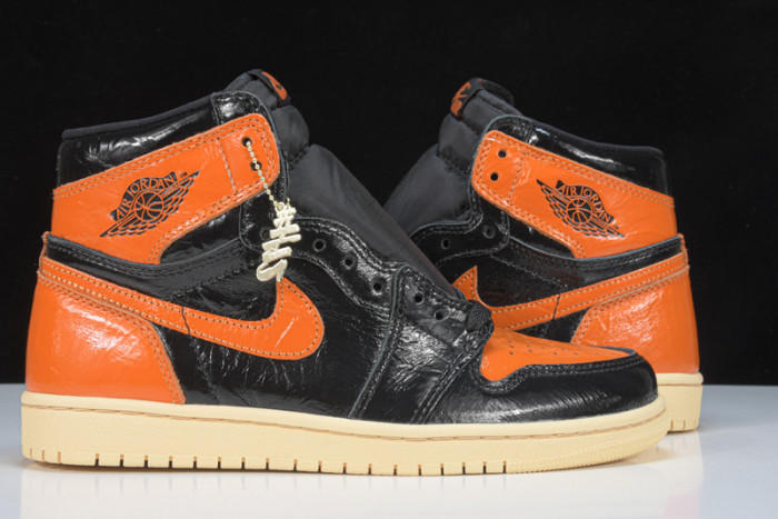 Jordan 1 Retro High Shattered Backboard 3.0 555088-028
