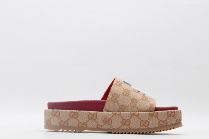 GUCC SANDALS