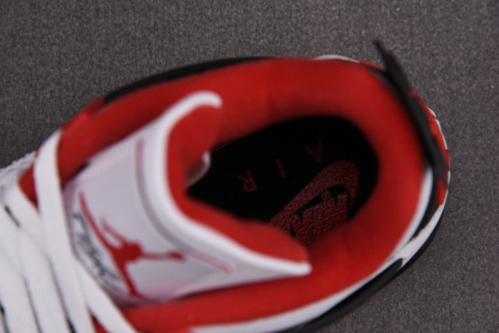 Air Jordan 4 Retro Fire Red (2020) DC7770-160