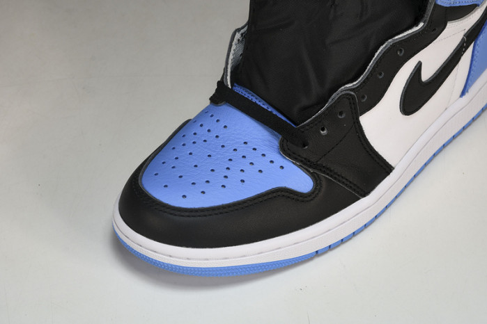 Jordan 1 High OG UNC Toe  DZ5485-400