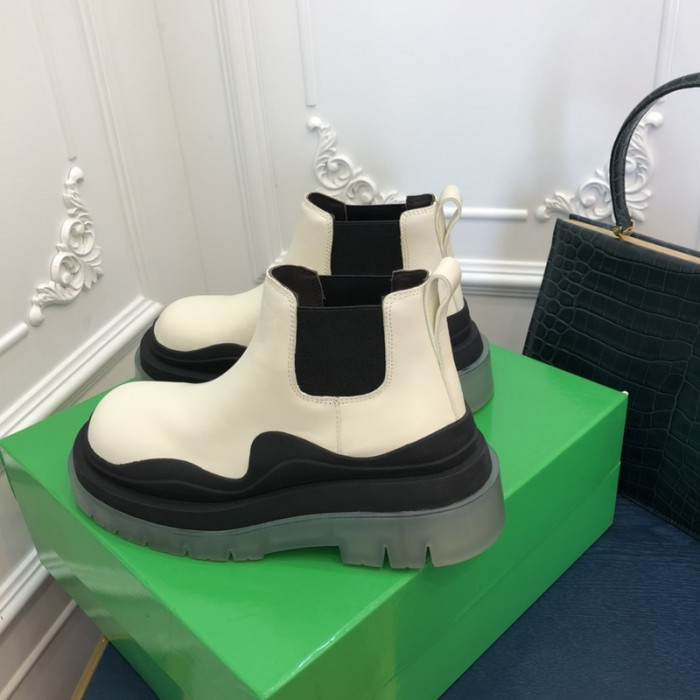 botega Ve*ne*ta boots