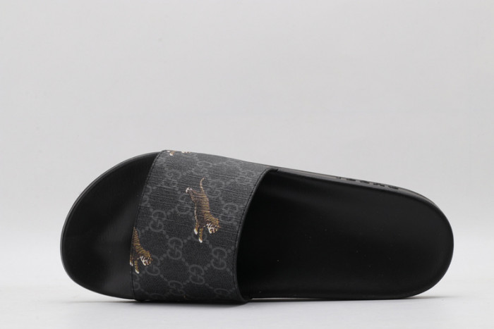 GUCC SANDALS