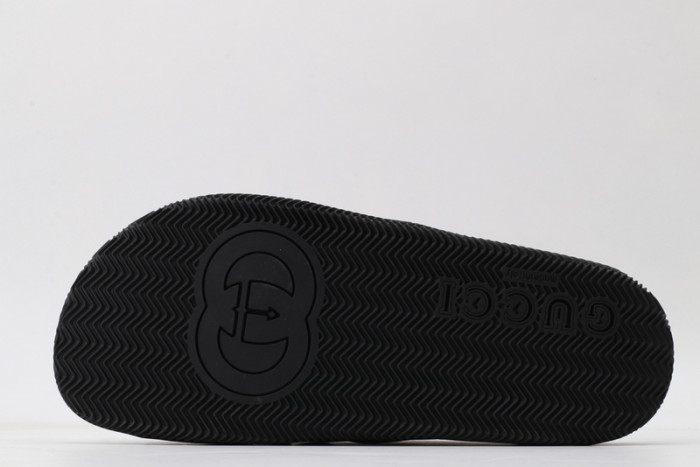 GUCC SANDALS