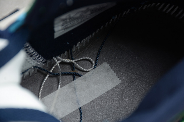 Jordan 1 Mid SE Fearless Melody Ehsani   CQ7629-100