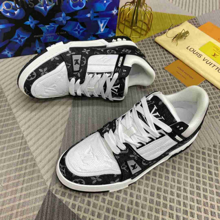 LV Trainer Sneaker