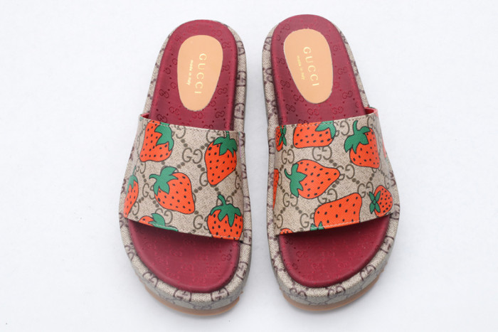 GUCC SANDALS